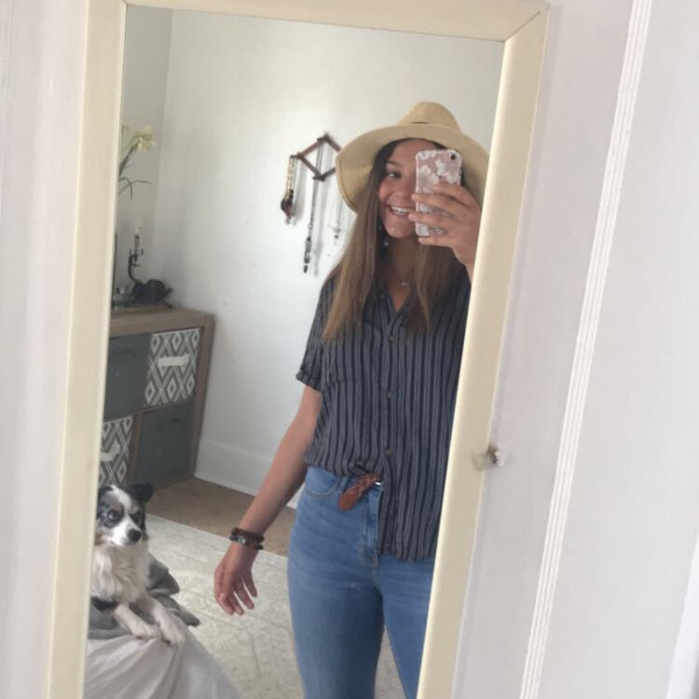 Meet your Posher, Lauren